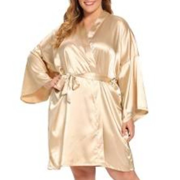 Other - NEW! Champagne Satin Robe ~ 2X
